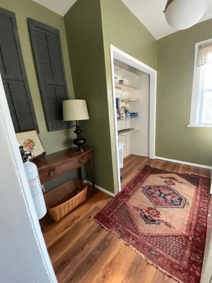 Cozy 3 & 4 Bed Home 2 Blocks To Hospitals & Lambeau Green Bay Kültér fotó