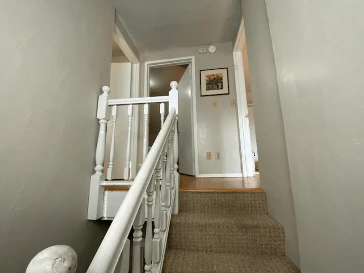 Cozy 3 & 4 Bed Home 2 Blocks To Hospitals & Lambeau Green Bay Kültér fotó